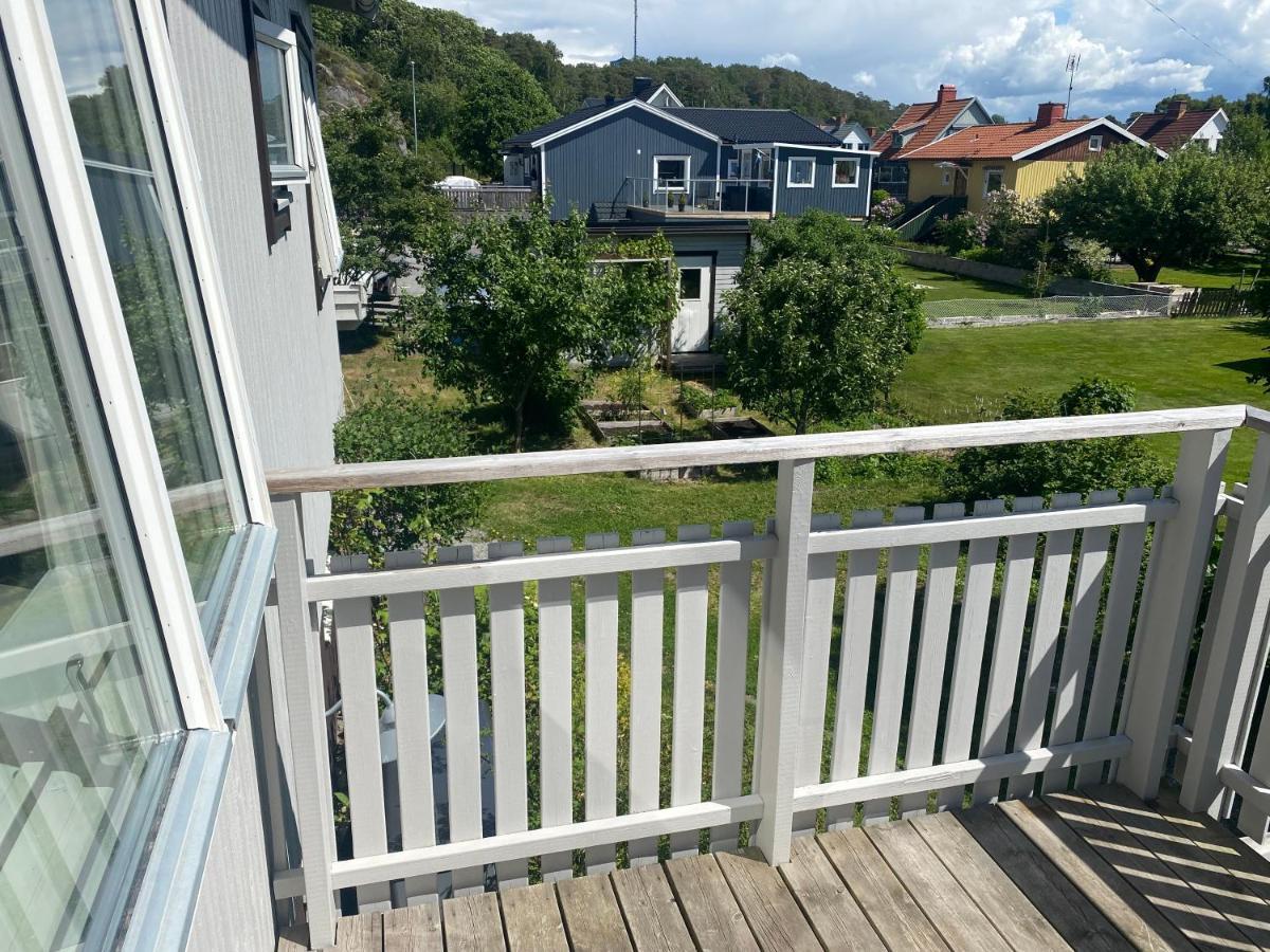 Cheerful Three room villa at Strömstad City Center Exteriör bild
