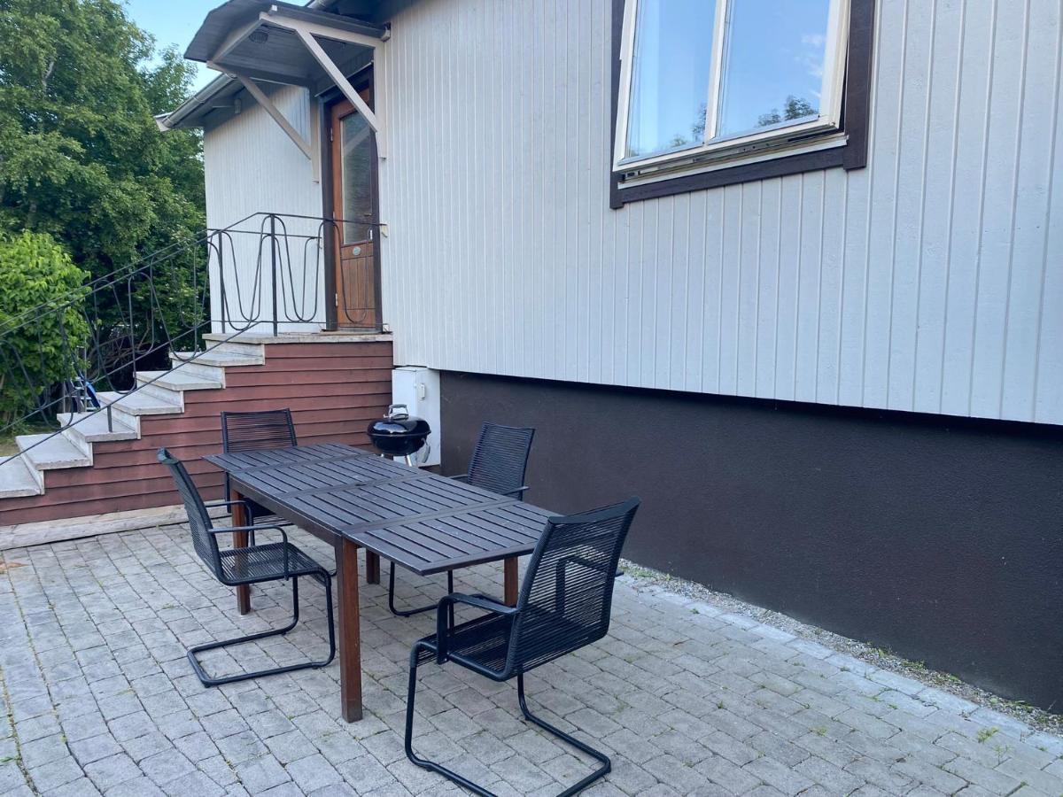 Cheerful Three room villa at Strömstad City Center Exteriör bild