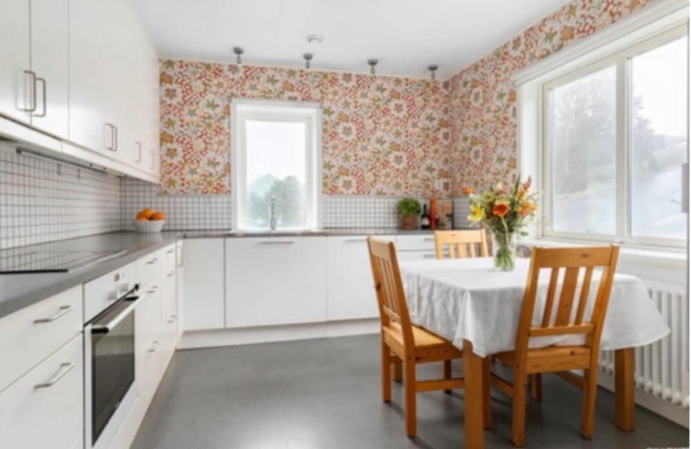 Cheerful Three room villa at Strömstad City Center Exteriör bild