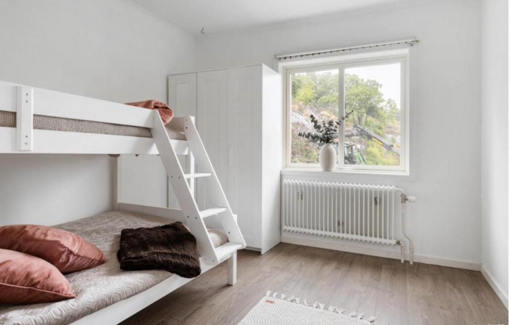 Cheerful Three room villa at Strömstad City Center Exteriör bild